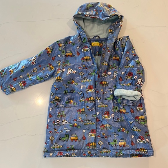 Pluie Pluie Trucks Raincoat. Size 4-6. Waterproof. Soft, warm, lined interior. - Picture 1 of 3